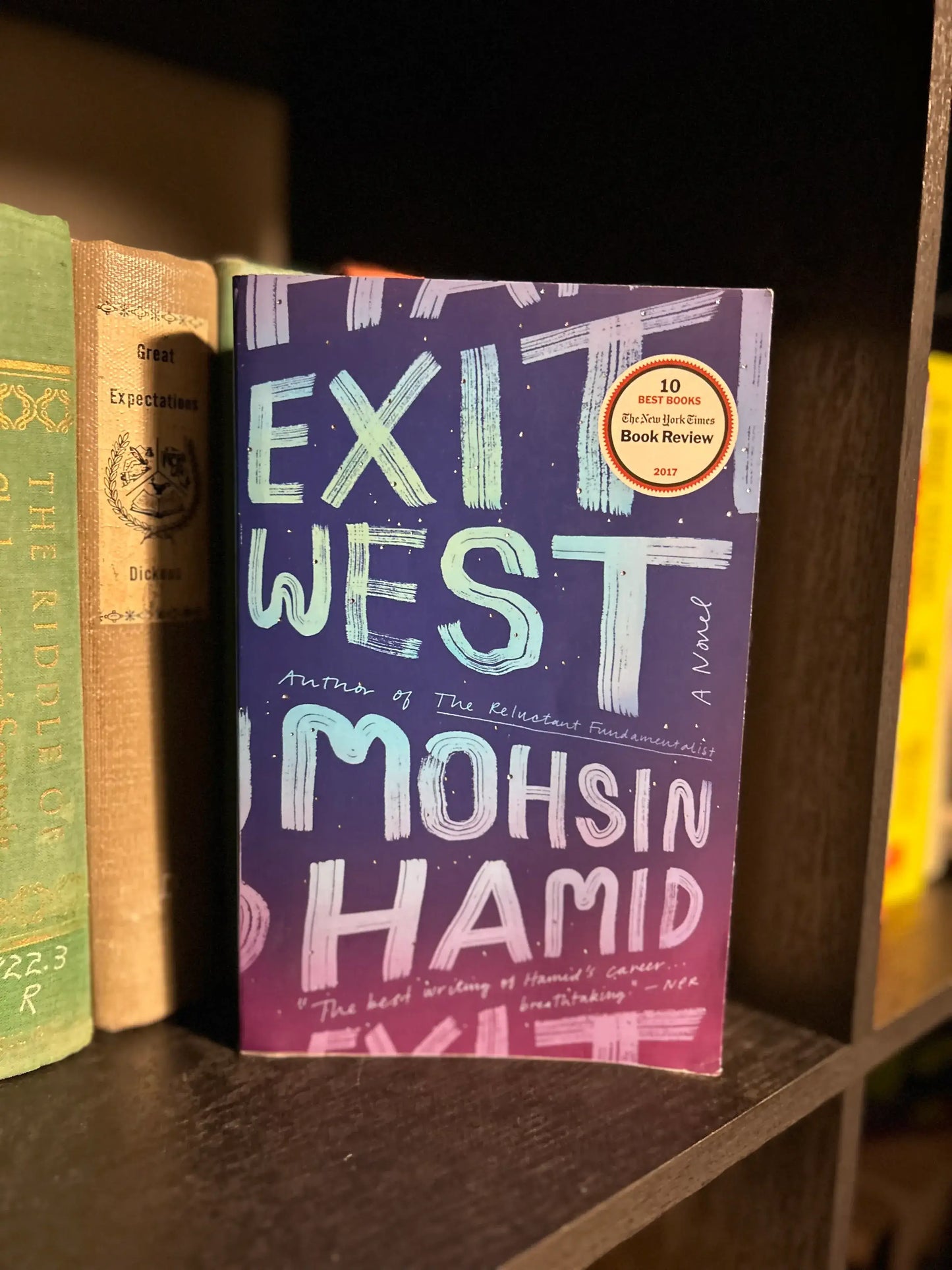 Exit West - Mohsin Hamid - EX LIB