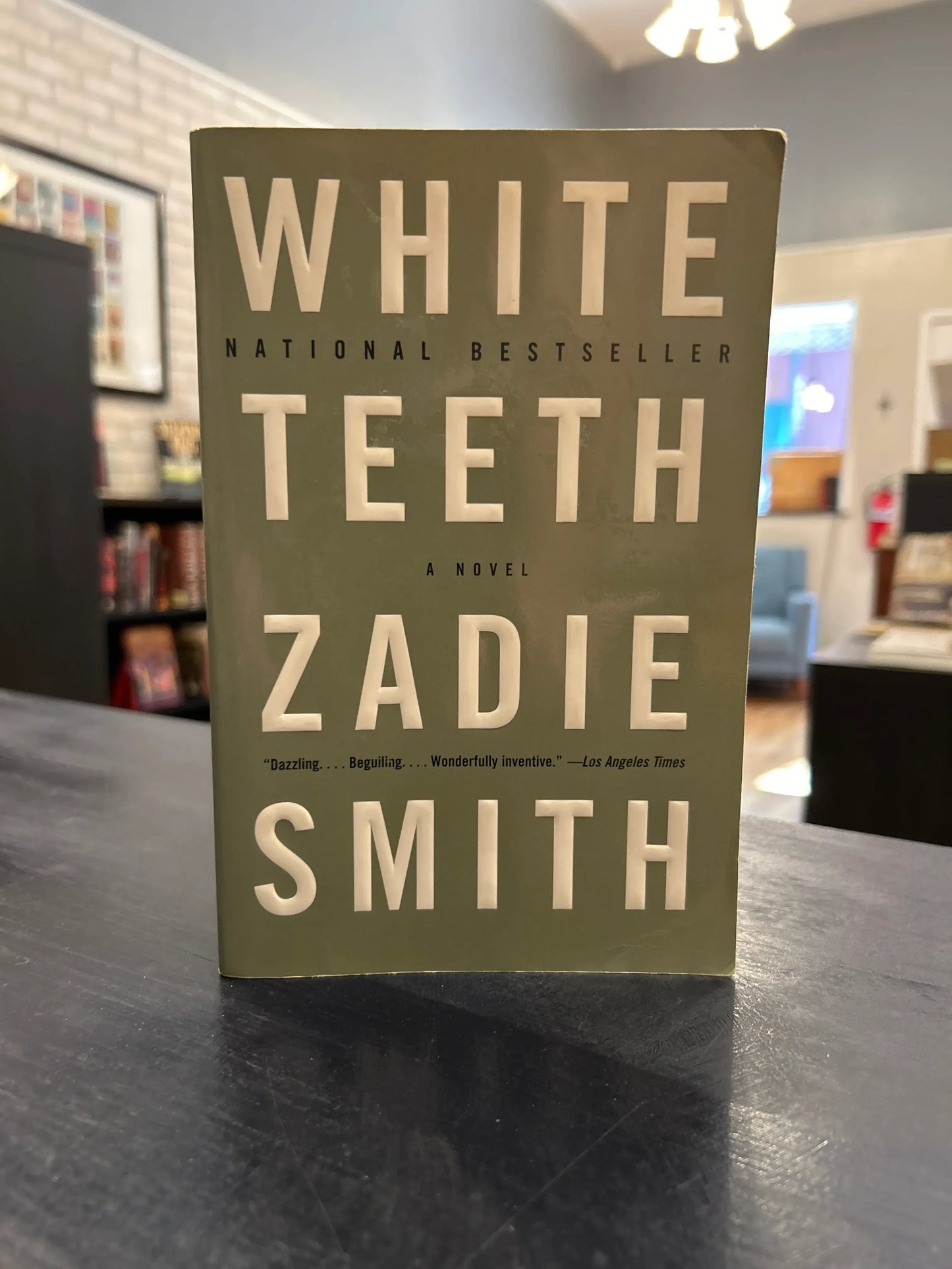 White Teeth - Zadie Smith - Grey Cover