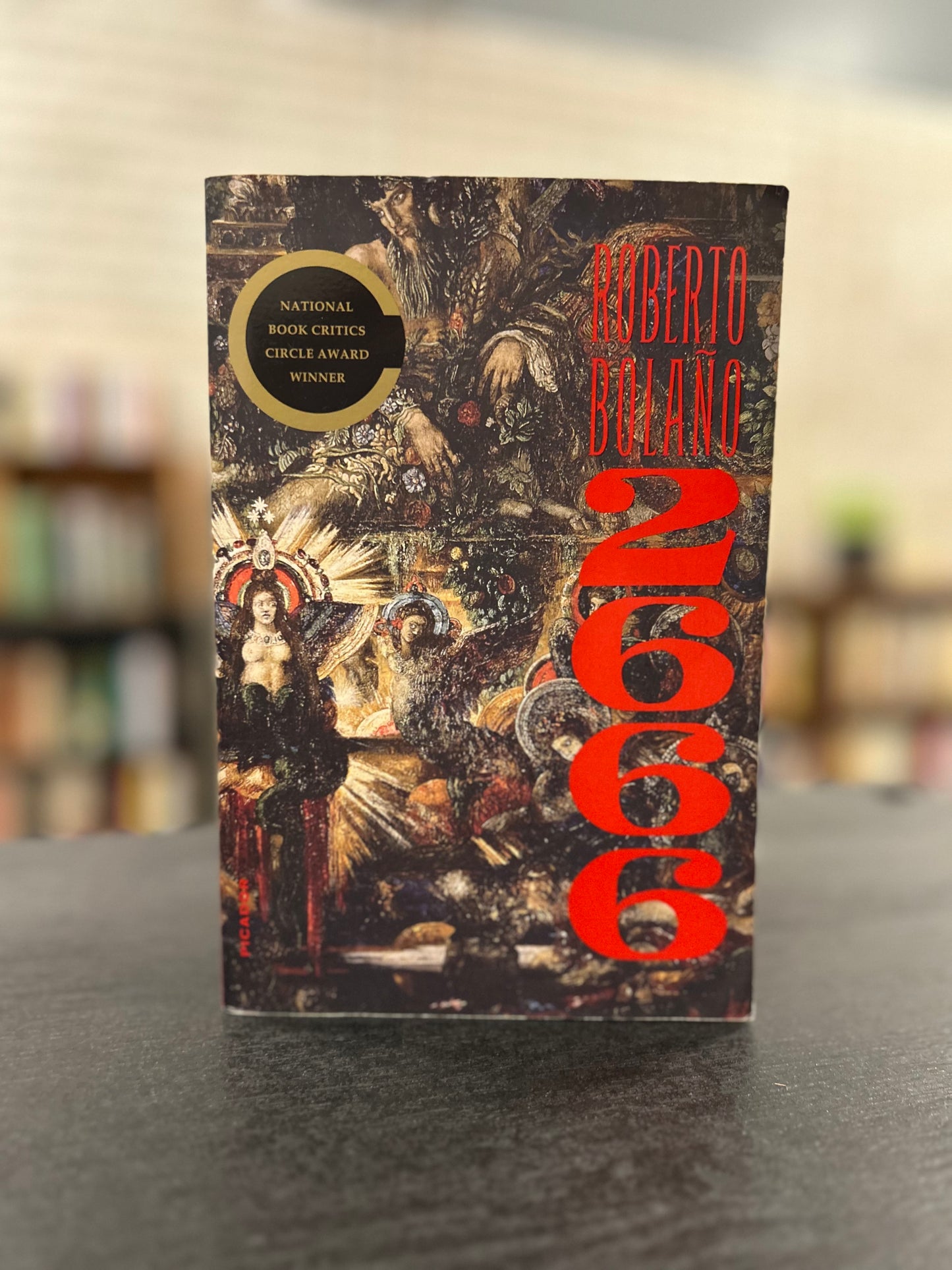 2666 - Roberto Bolano