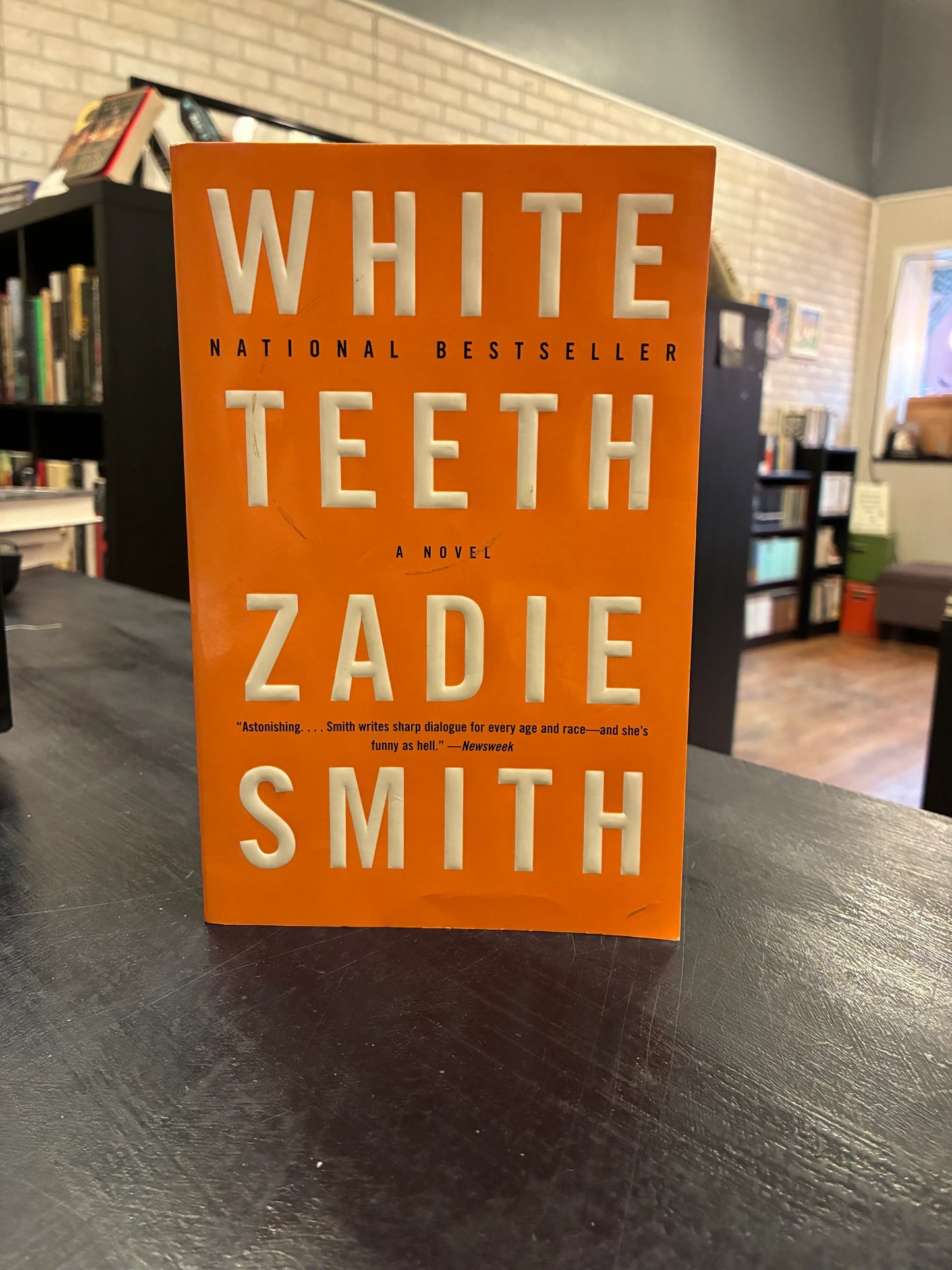 White Teeth - Zadie Smith - Orange Cover
