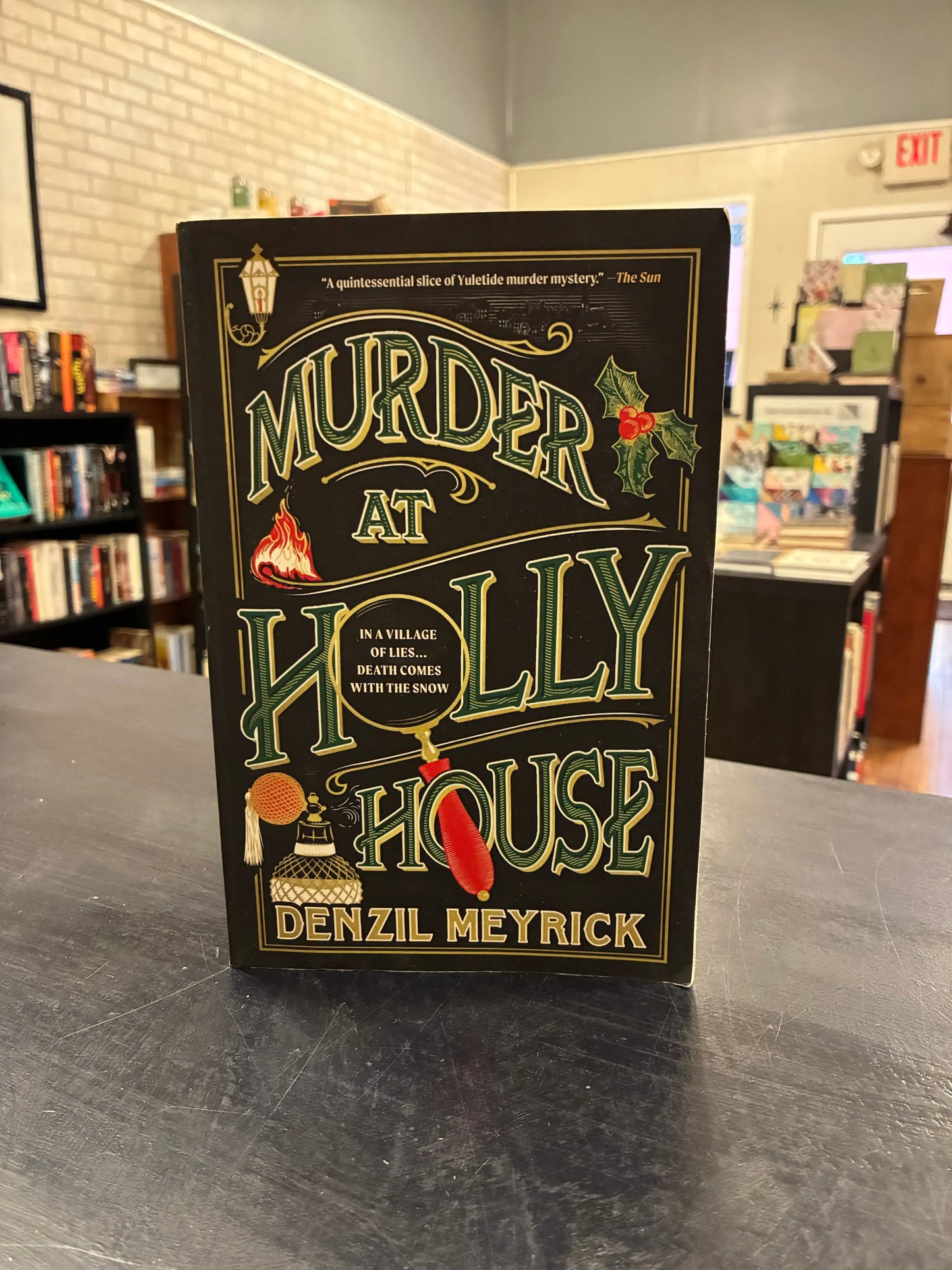 Murder at Holly House - Denzel Meyrick
