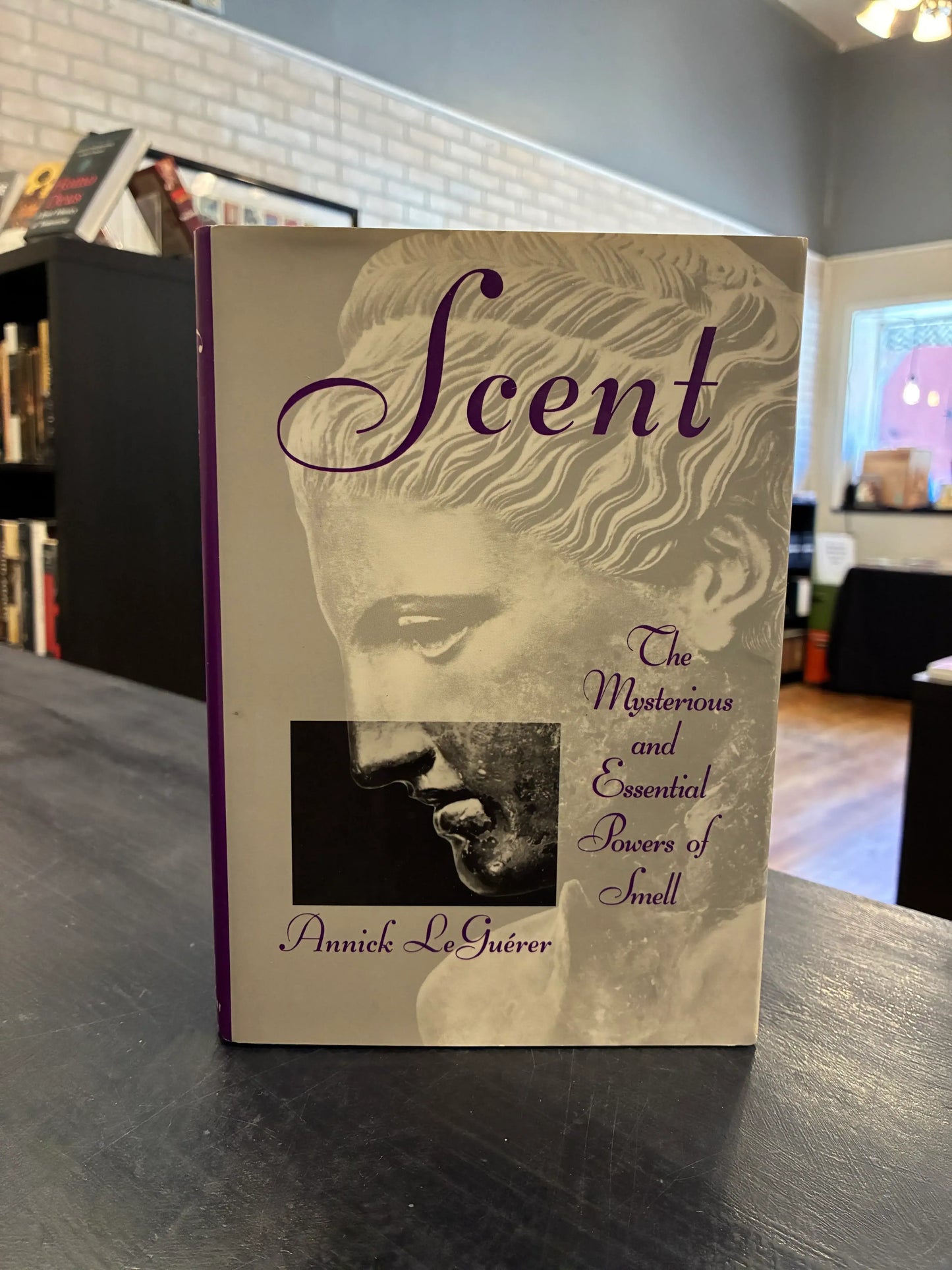 Scent - Annick Le Guérer