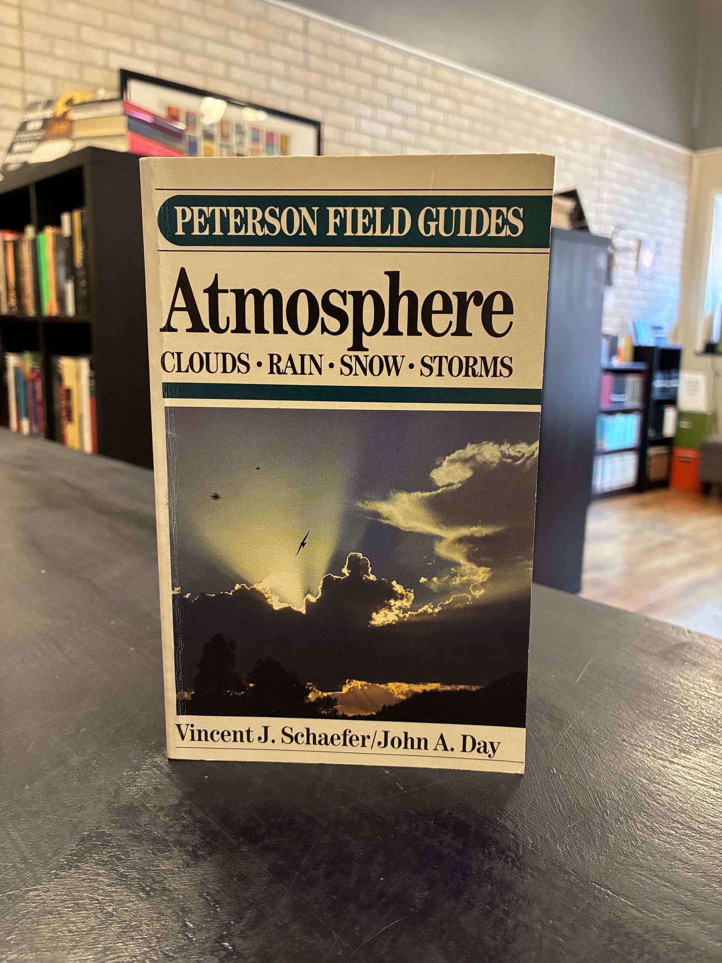 Atmosphere - Peterson Field Guides