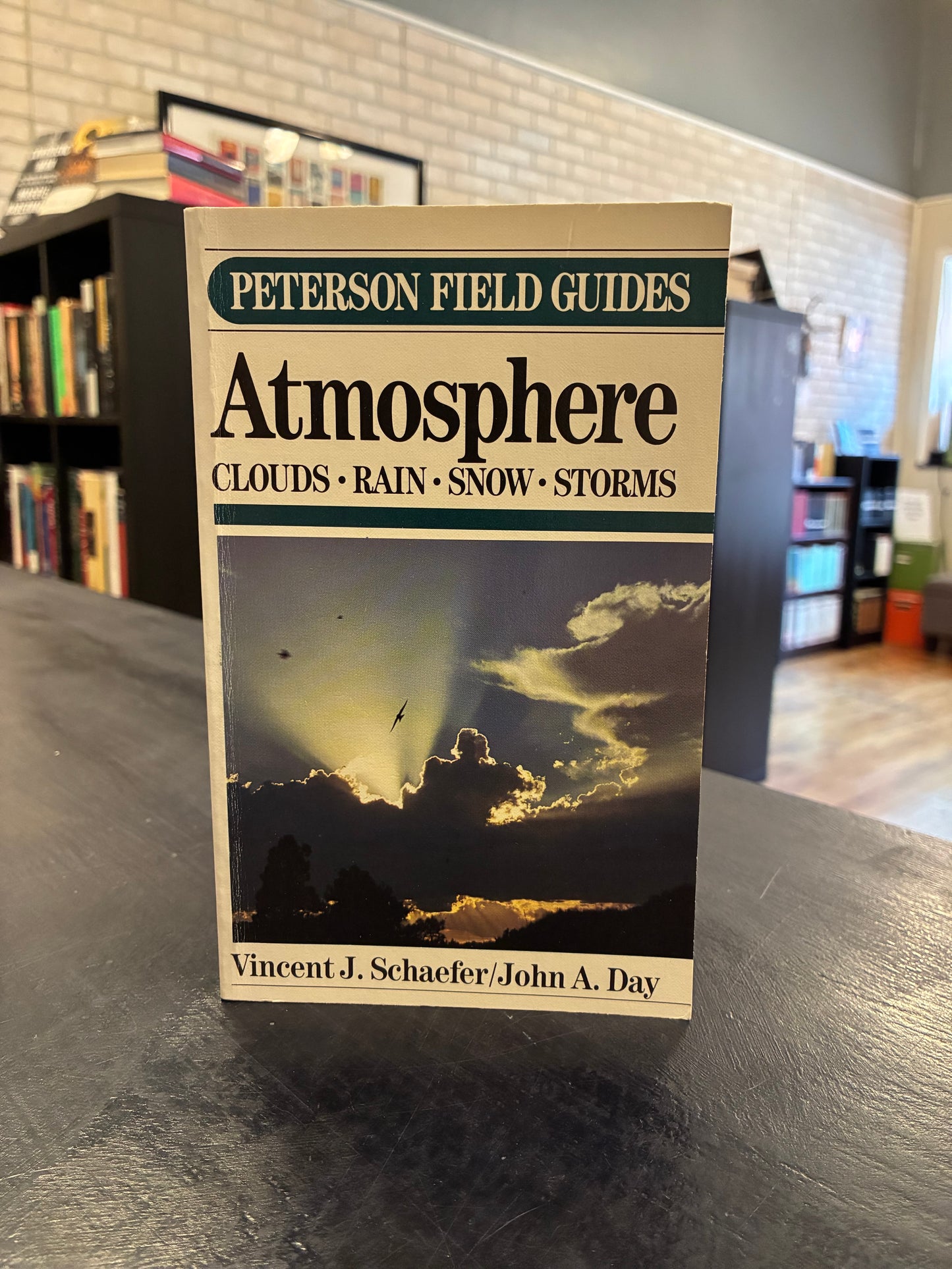 Atmosphere - Peterson Field Guides
