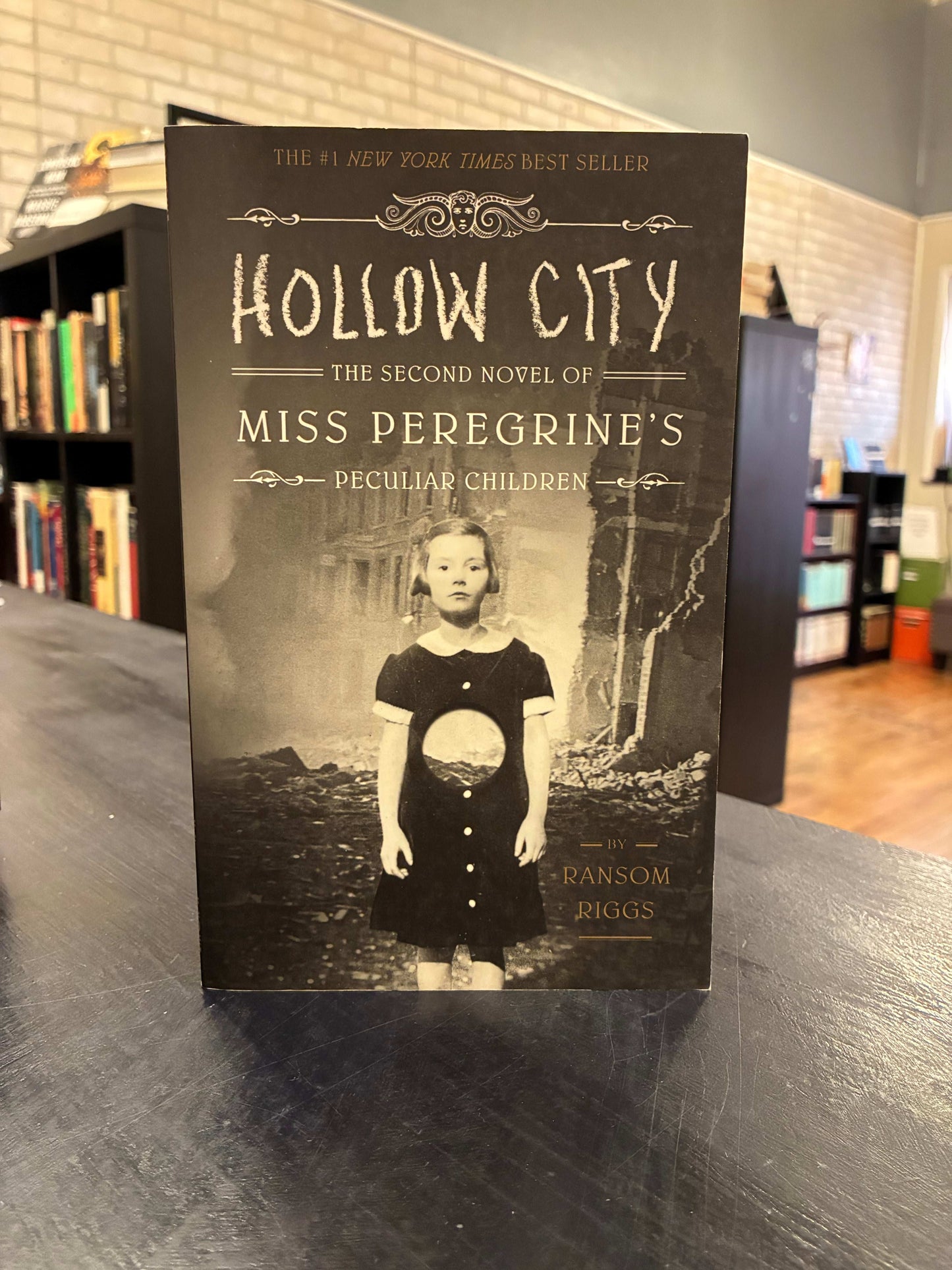 Hollow City - Ransom Riggs