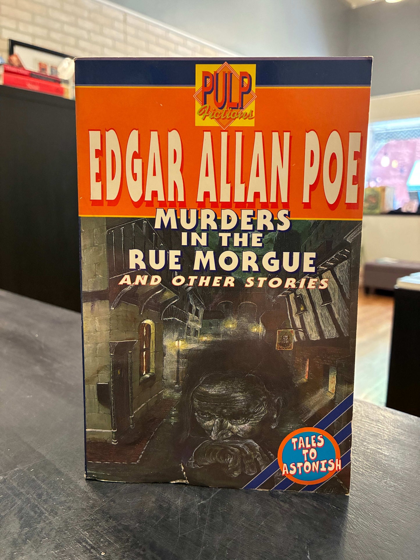 Edgar Allen Poe - Murders in the Rue Morgue and other stories