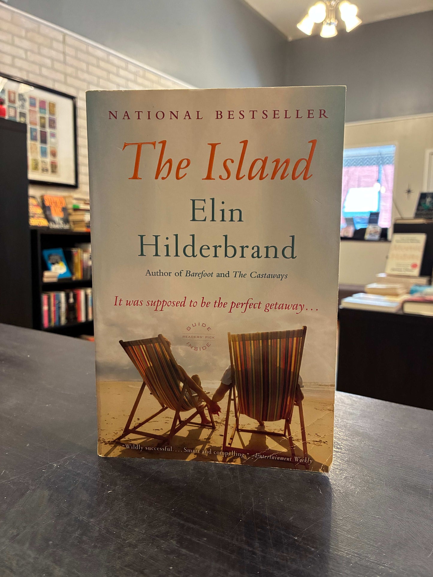 The Island - Elin Hilderbrand
