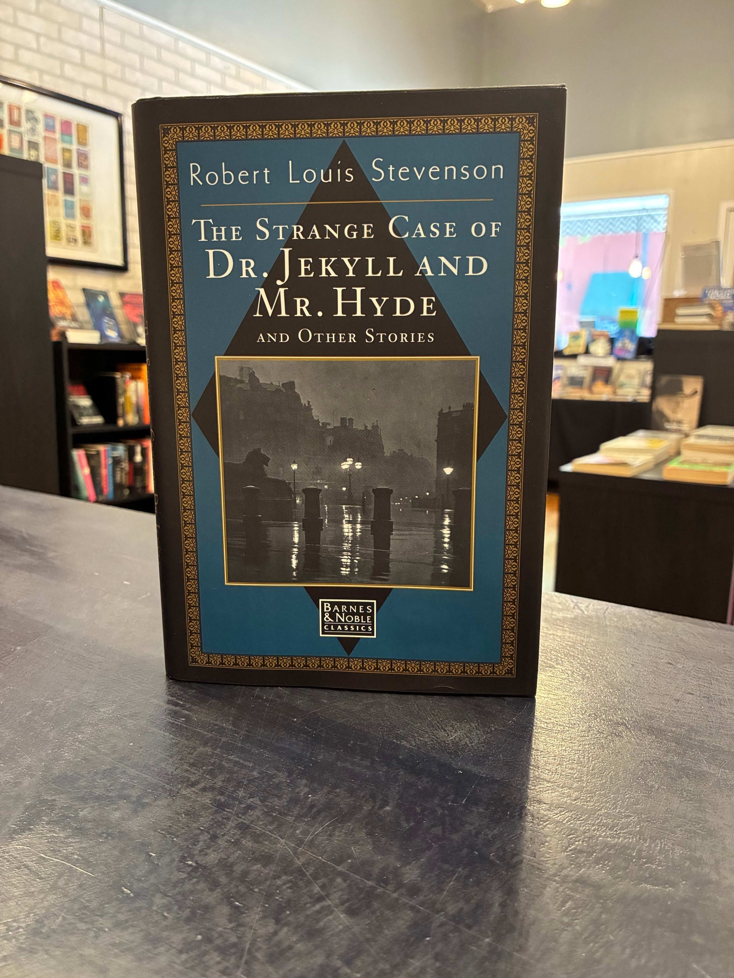 The Strange Case of Dr. Jekyll and Mr. Hyde - Robert Louis Stevenson - BN