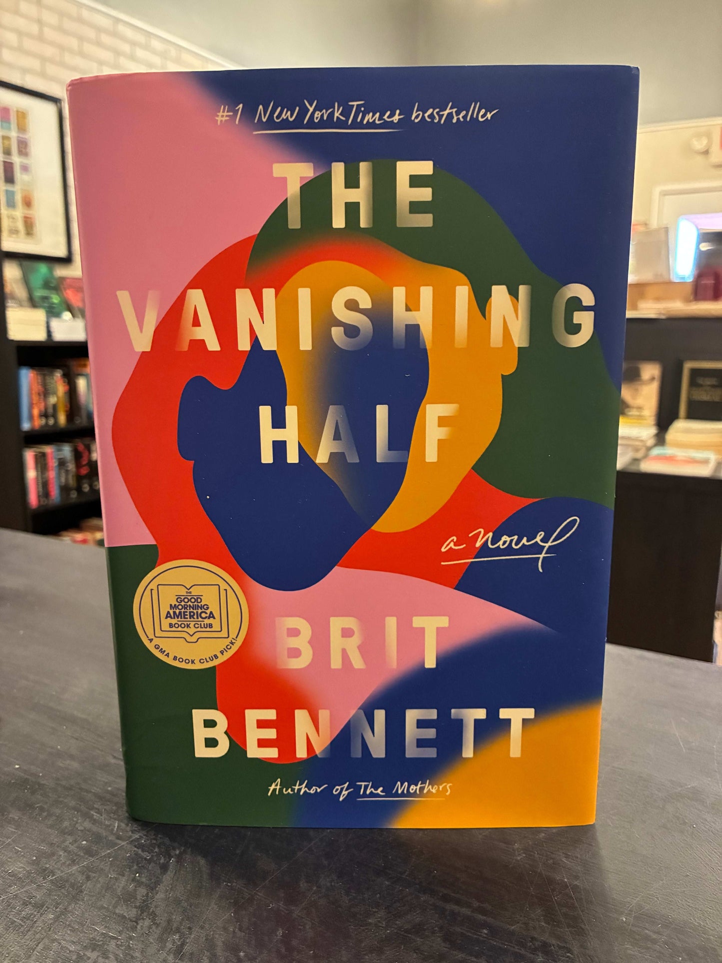 The Vanishing Half - Brit Bennett