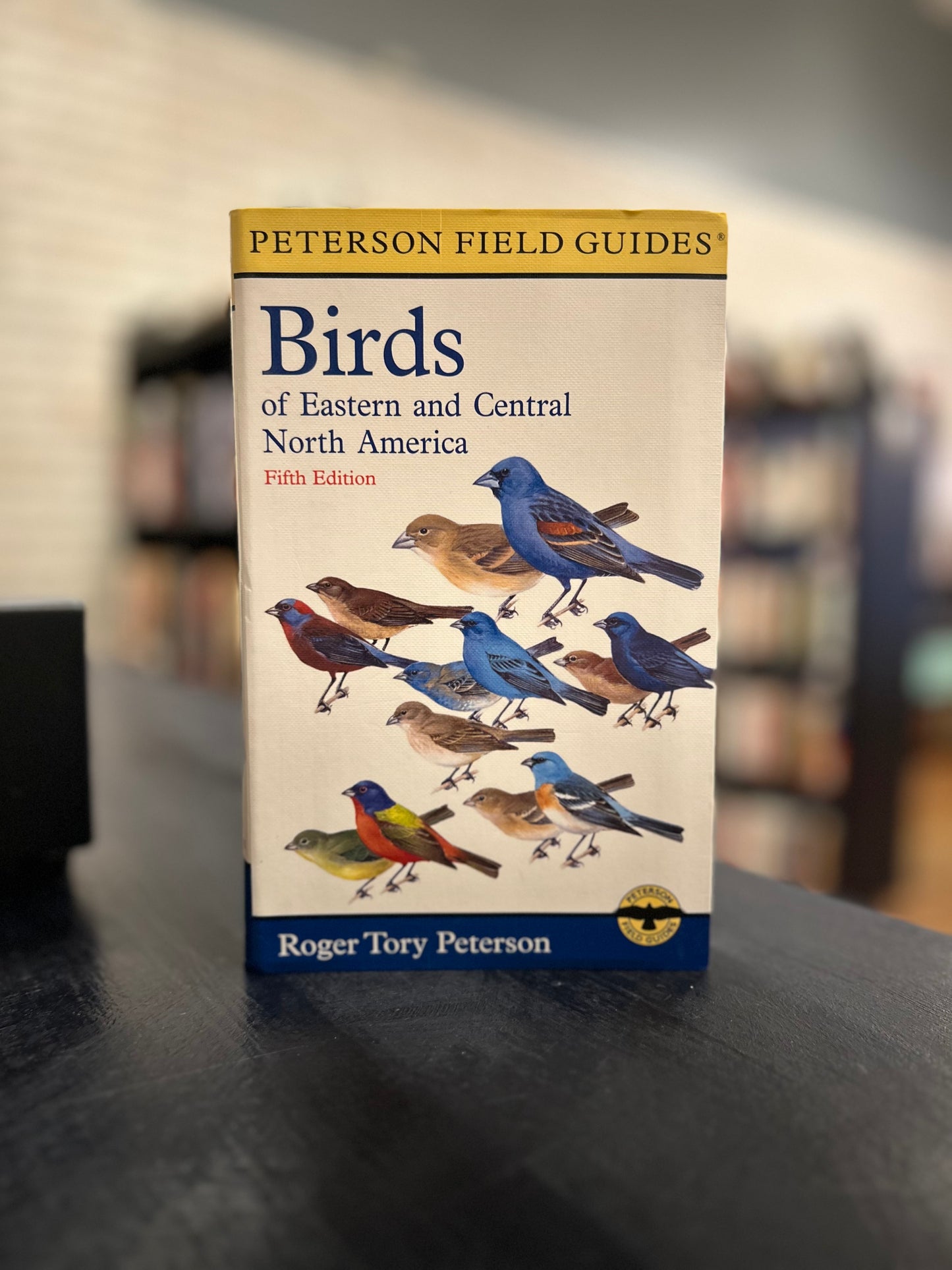 Peterson Field Guides book on birds of Eastern and Central North America
