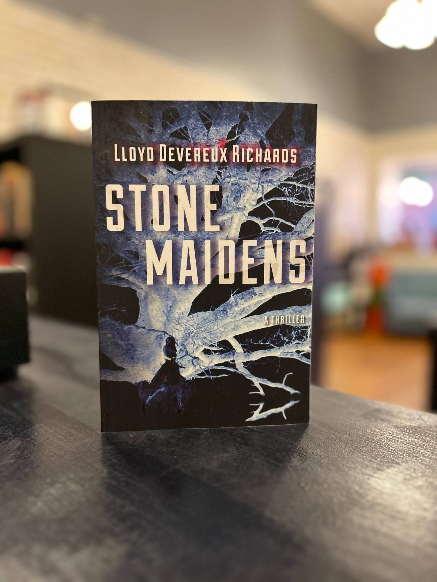 Stone Maidens - Lloyd Devereux Richards