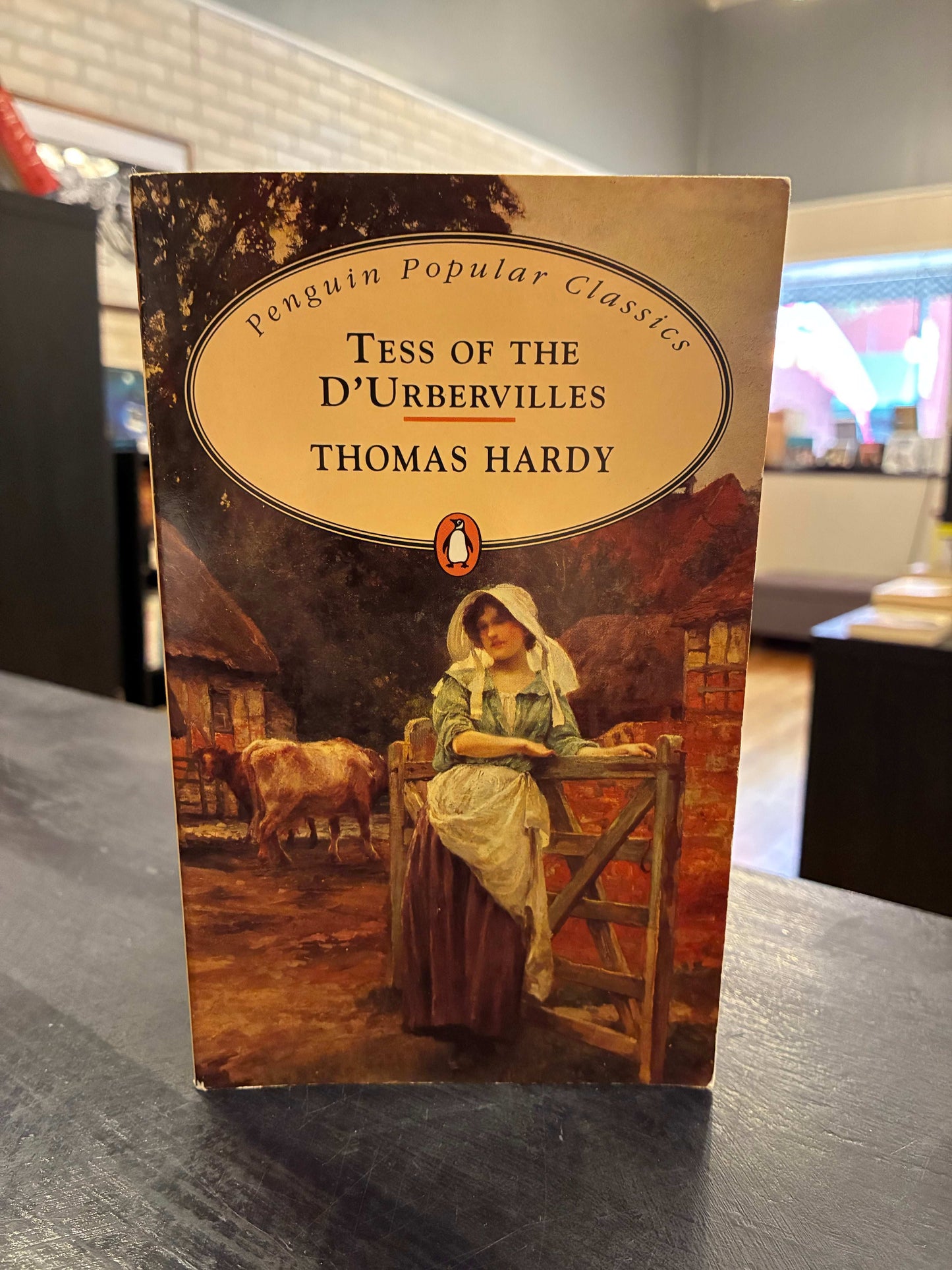 Tess of the D'Urbervilles by Thomas Hardy - Penguin Popular Classics