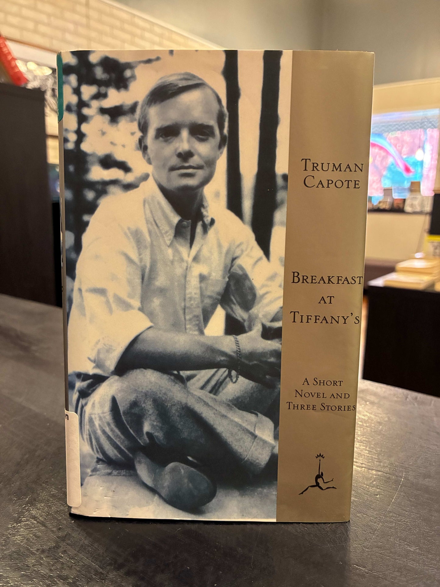 Breakfast at Tiffany's - Truman Capote