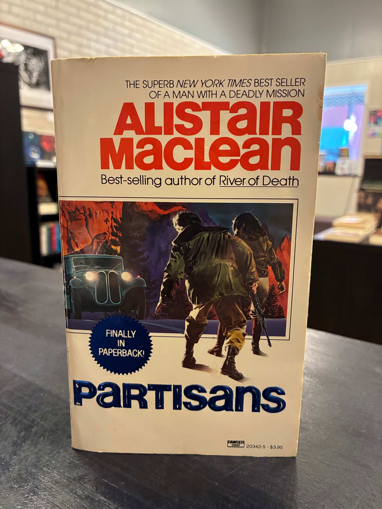 Partisans - Alistair Maclean