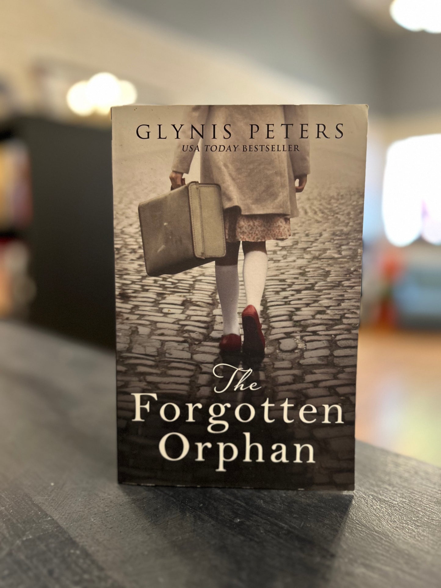 The Forgotten Orphan by Glynis Peters