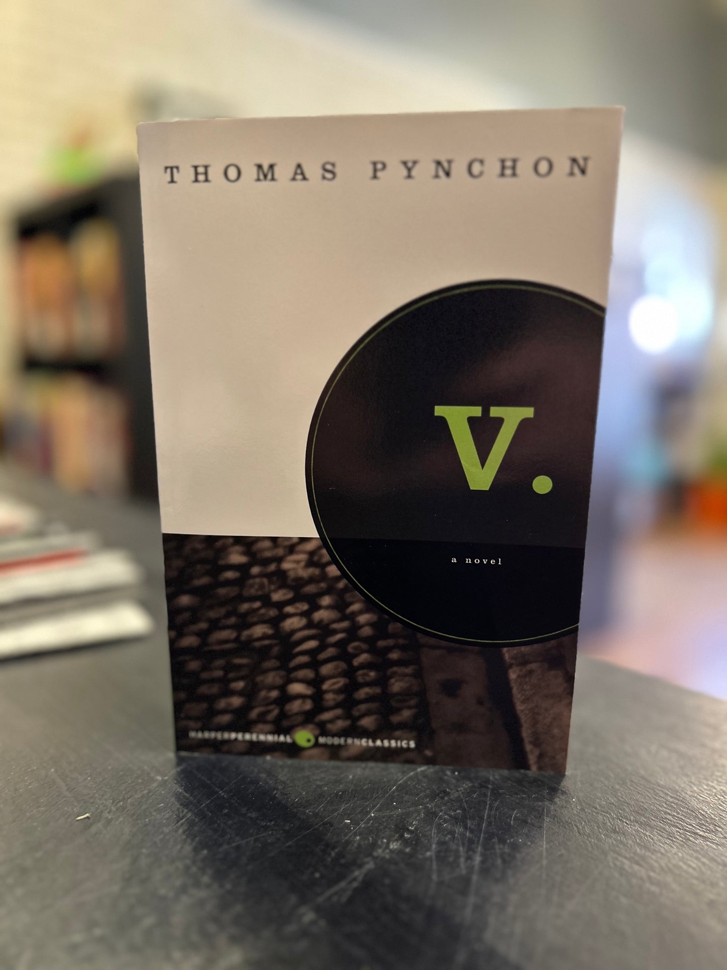 V. - Thomas Pynchon