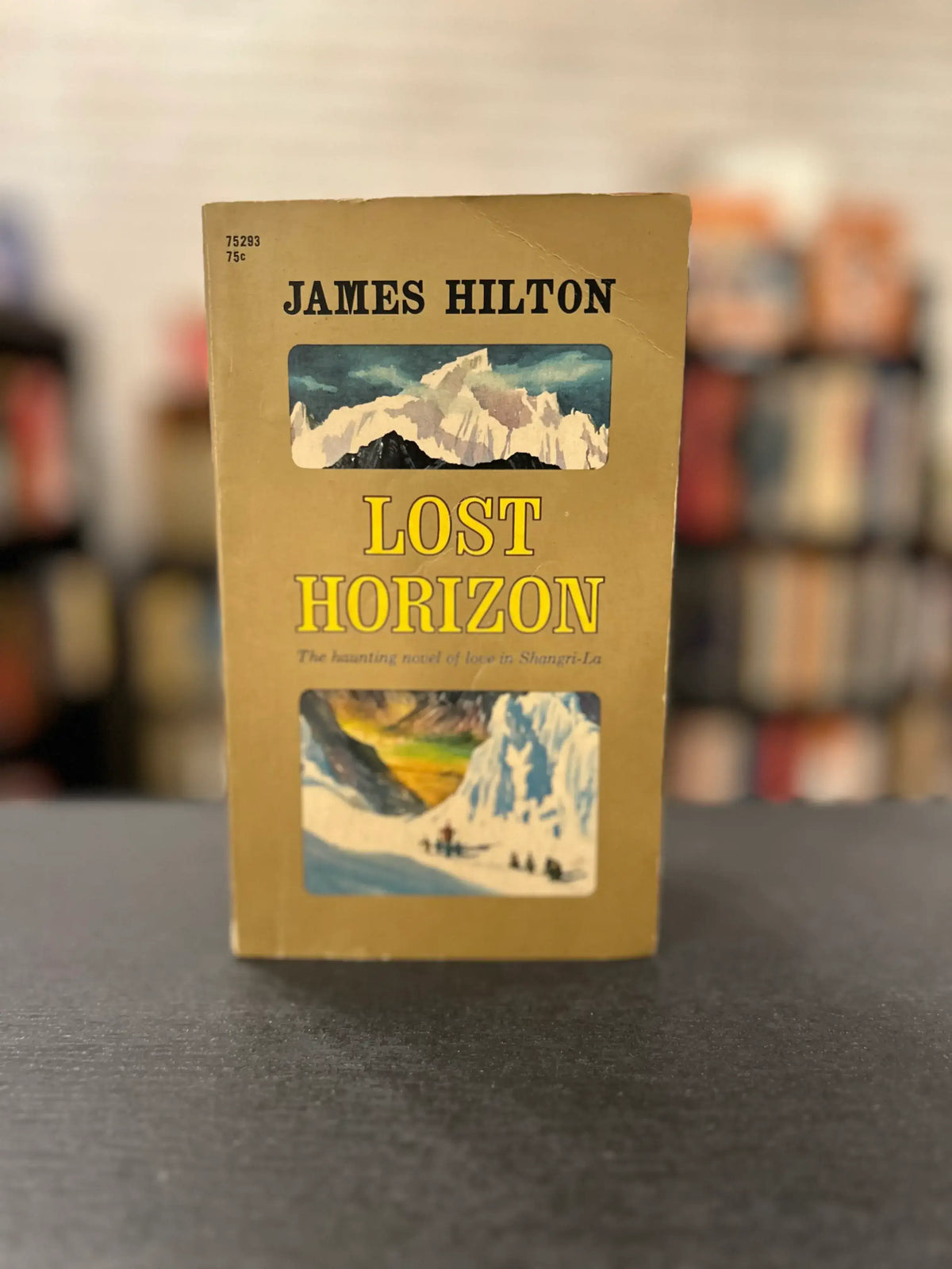 LOST HORIZON - JAMES HILTON