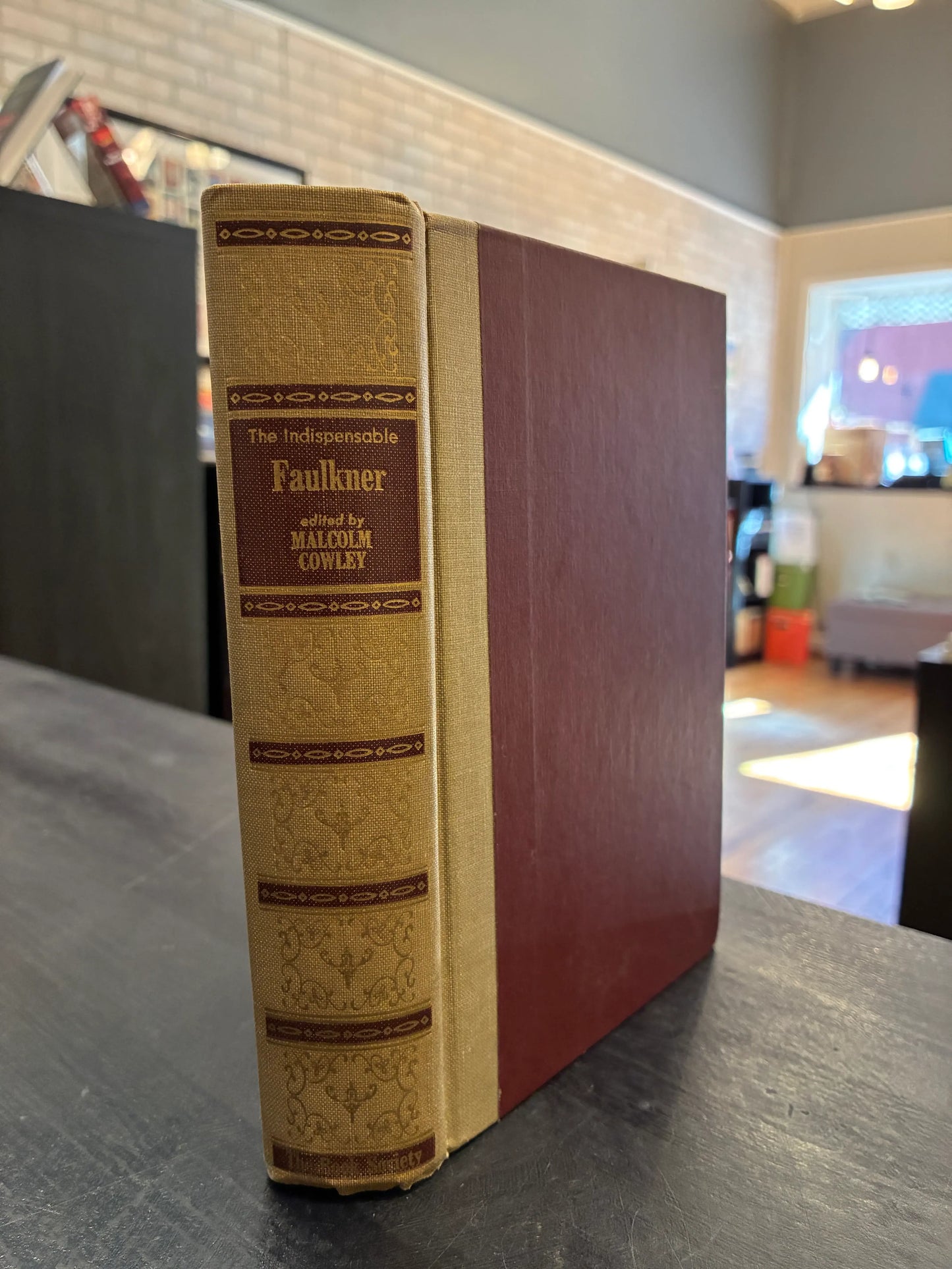 The Indispensable Faulkner edited by Malcolm Cowley