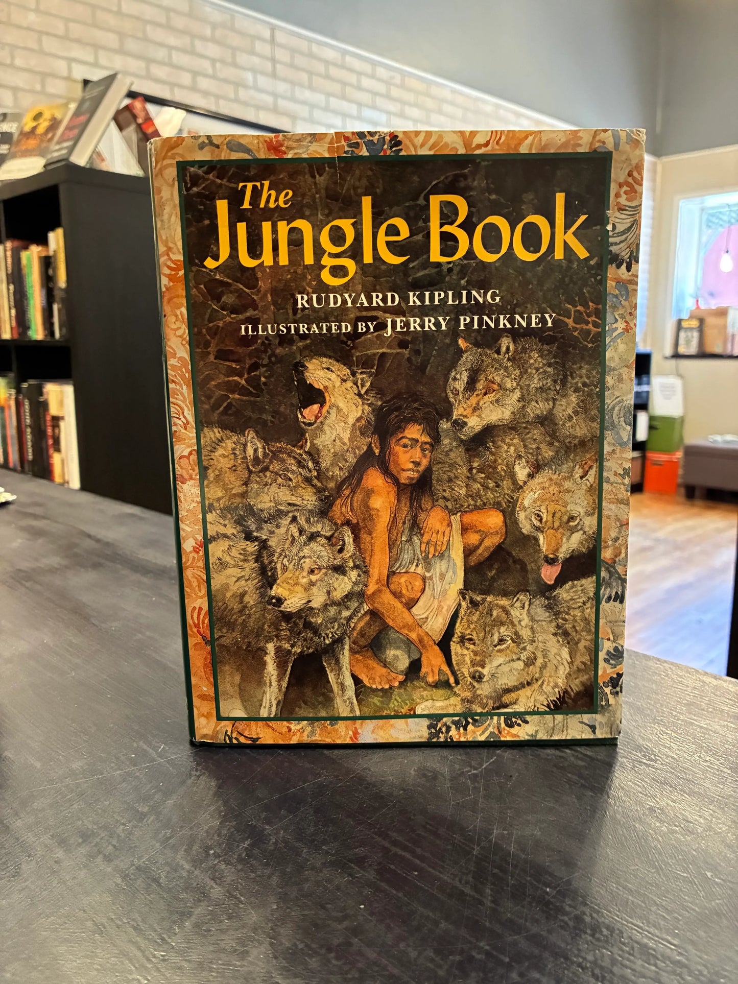 The Jungle Book - RUDYARD KIPLING ILLUSTRATED BY JERRY PINKNEY