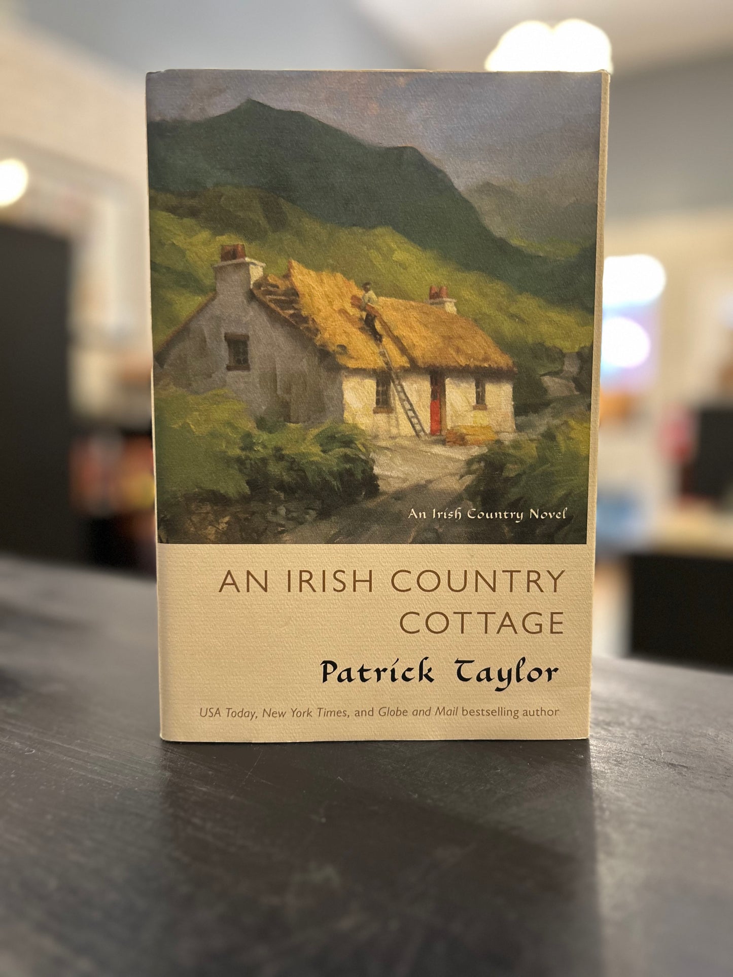 An Irish Country Cottage - Patrick Taylor