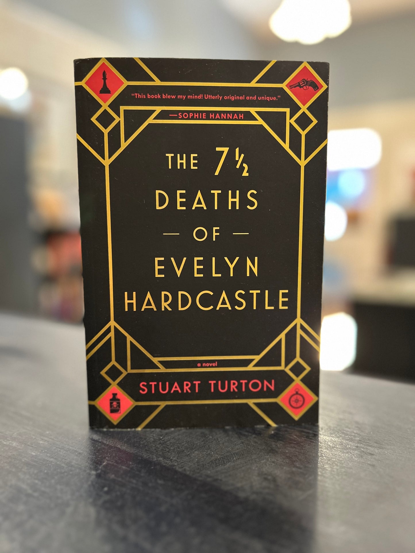 The 7 1/2 Deaths of Evelyn Hardcastle by Stuart Turton