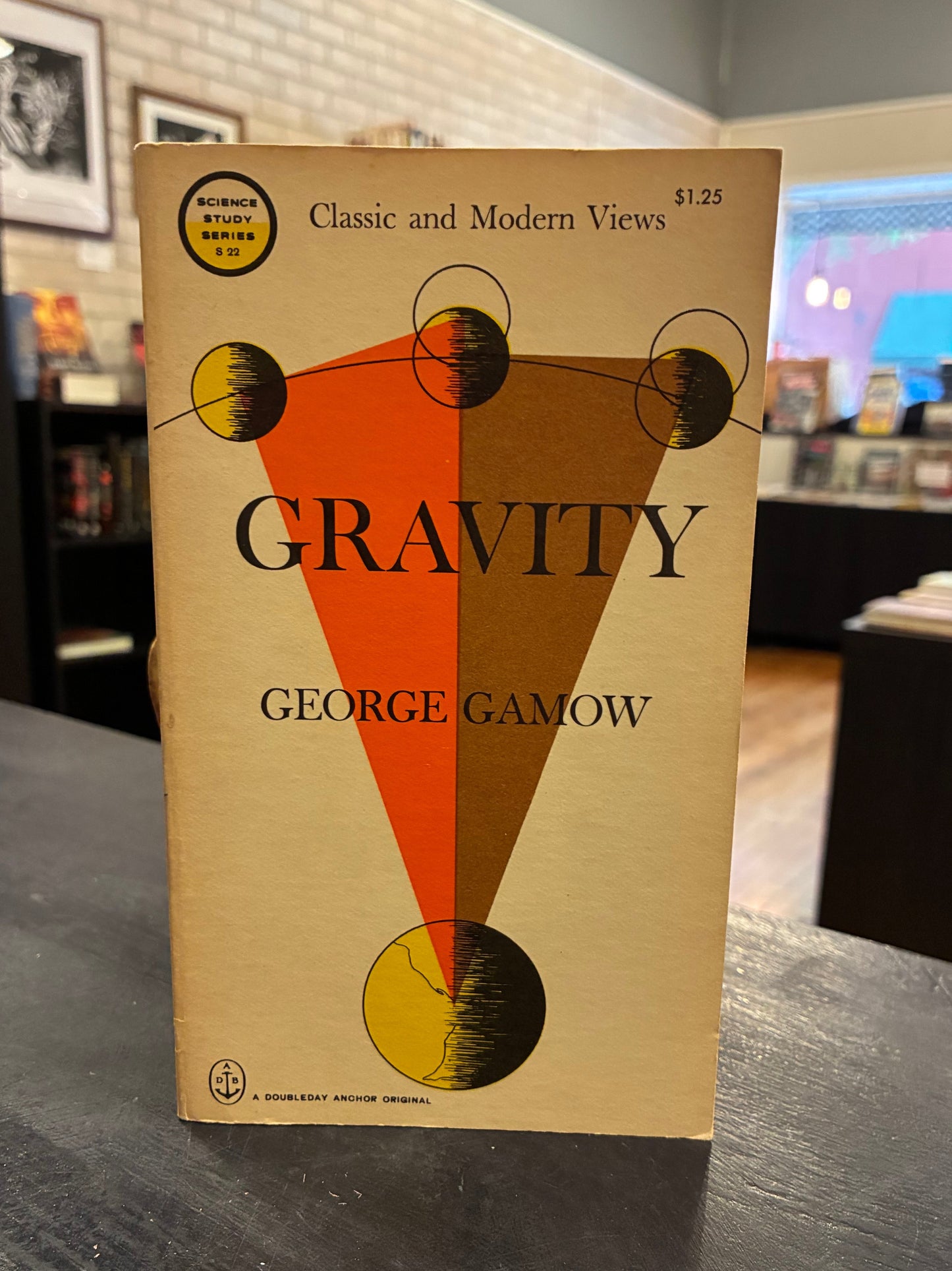Gravity - George Gamow