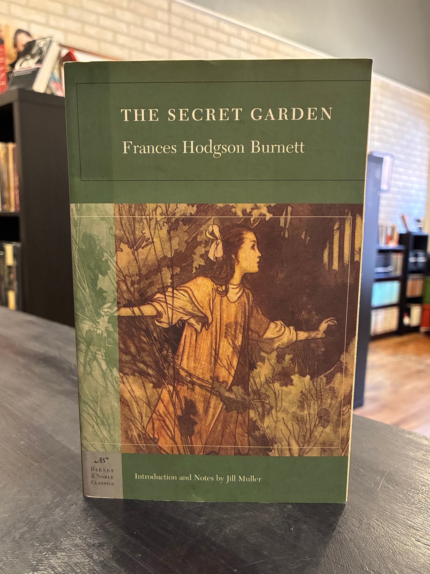 The Secret Garden - Frances Hodgson Burnett - bn