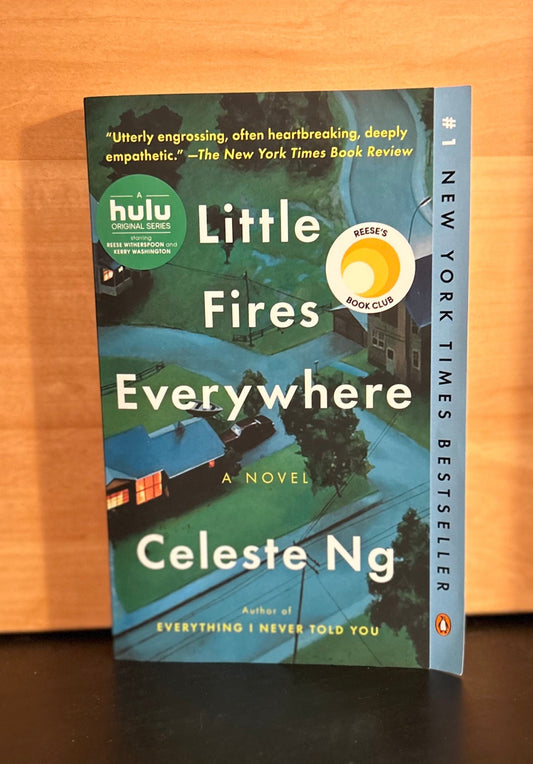 Little Fires Everywhere - Celeste Ng - paper