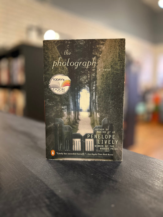 The Photograph - Penelope Lively