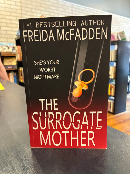 The Surrogate Mother - Freida McFadden