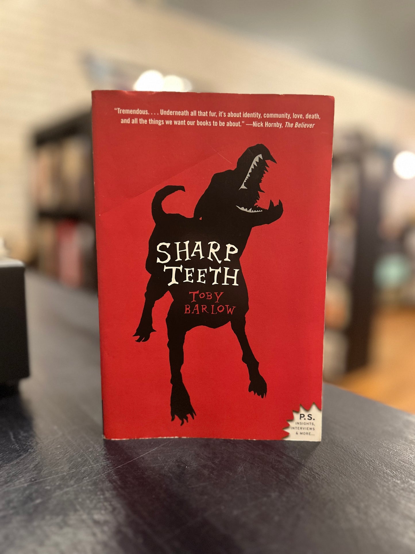 Sharp Teeth - Toby Barlow