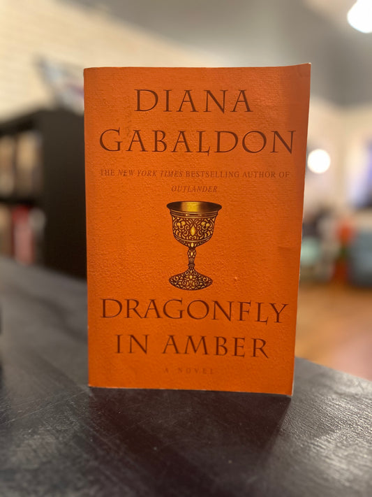 Dragonfly in Amber- Diana Gabaldon