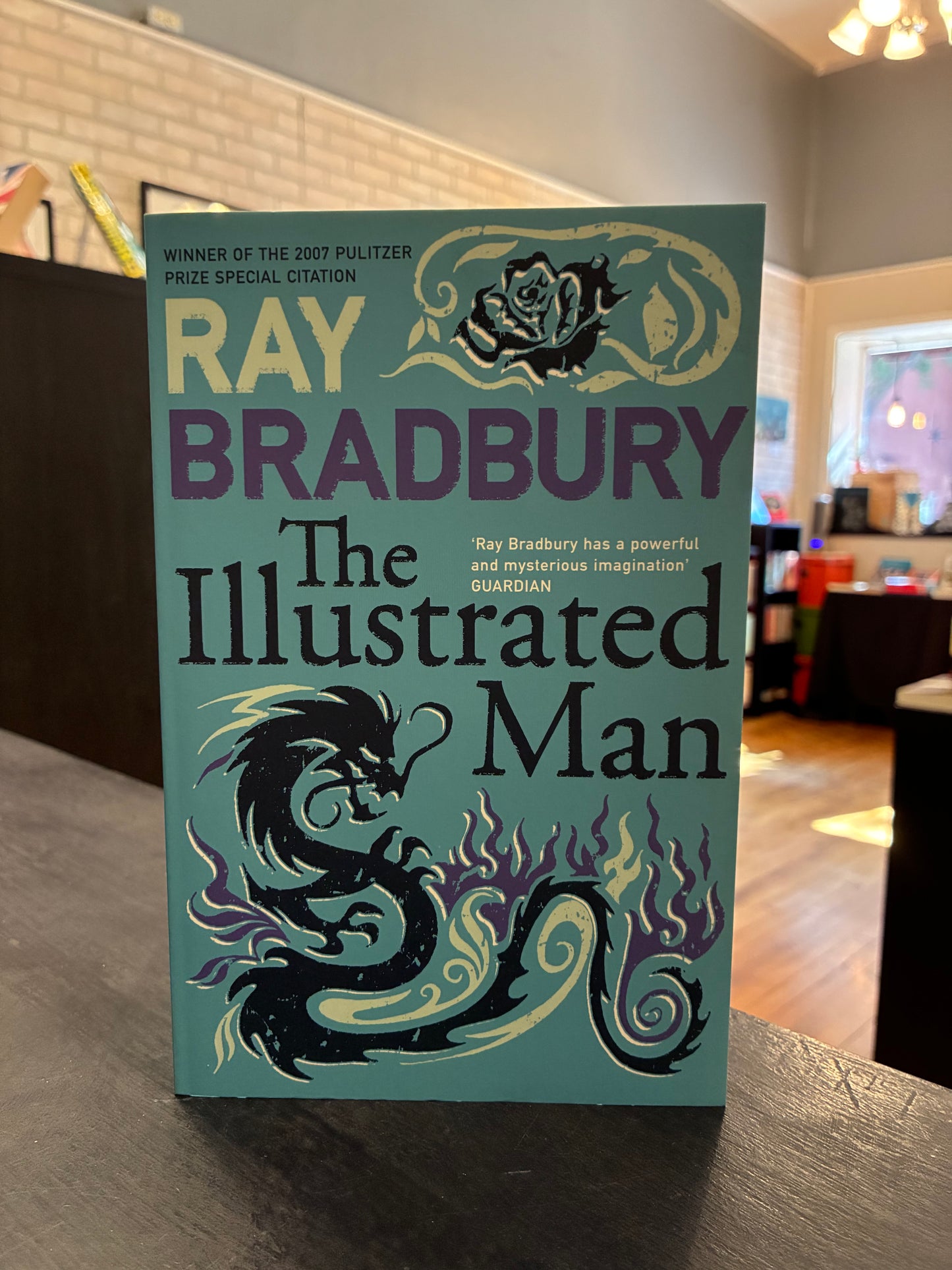 The Illustrated Man by Ray Bradbury - UK Blue