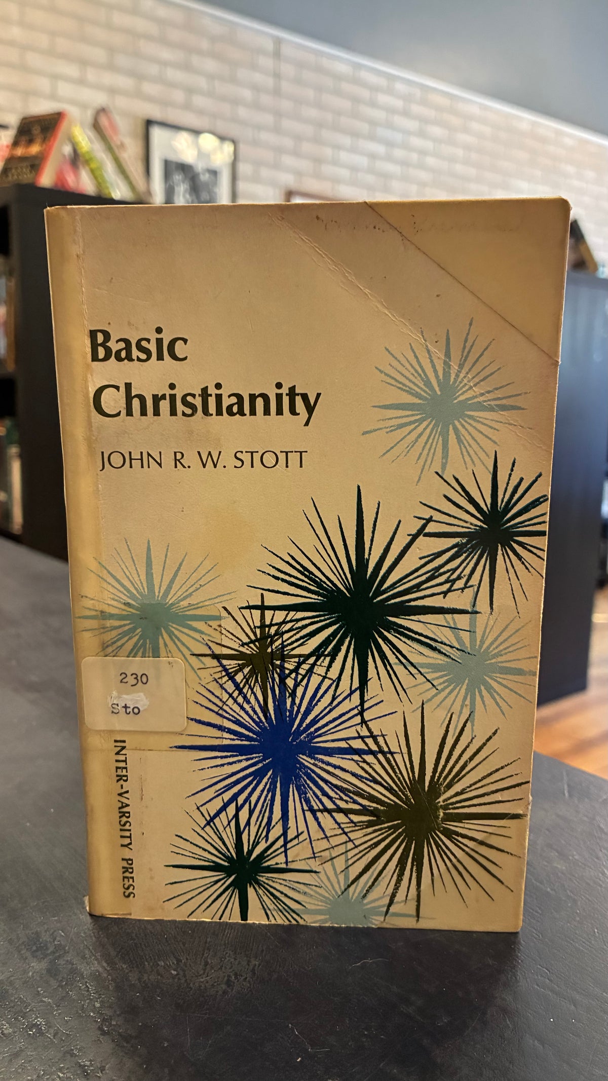 Basic Christianity - John Stott