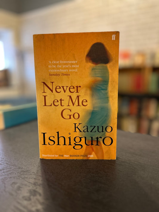 Never Let me Go - Kazuo Ishiguro - blur cover